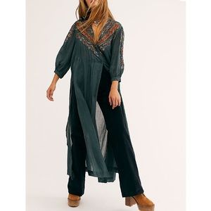 ISO: FREE PEOPLE Size XS or S Bella Luna Maxi Top